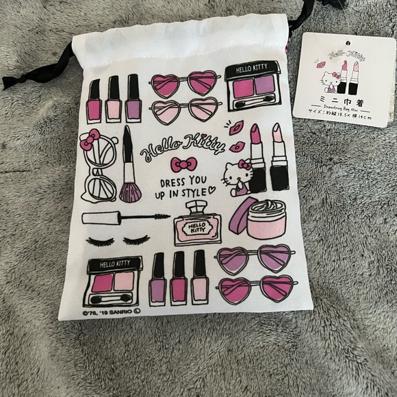 Hello Kitty Set - Picture 2 of 6